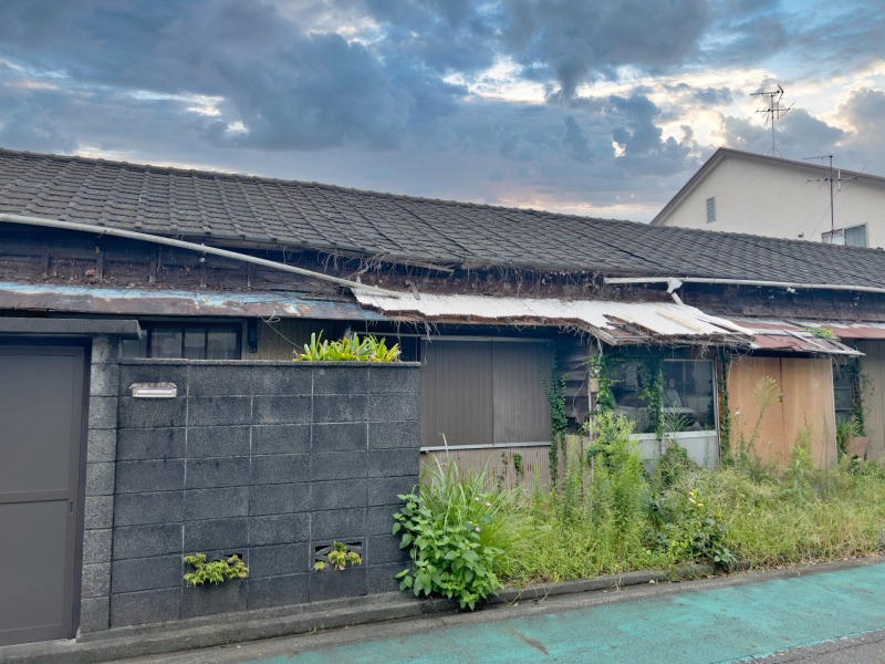 空き家の草刈り